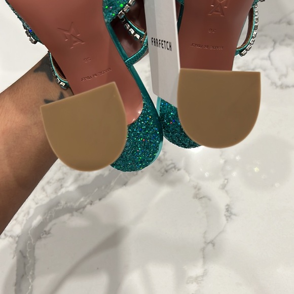 Amina Muaddi Gilda Mule - Picture 7 of 10